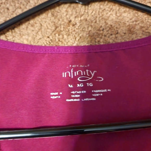 Cherokee infinity Scrub top - Picture 4 of 4